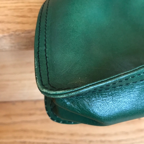 Vintage green leather handbag - Picture 4 of 14